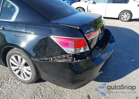 2012 Honda Accord 2.4 Ex-L z USA, uszkodzony, nr VIN 1HGCP2F88CA033992